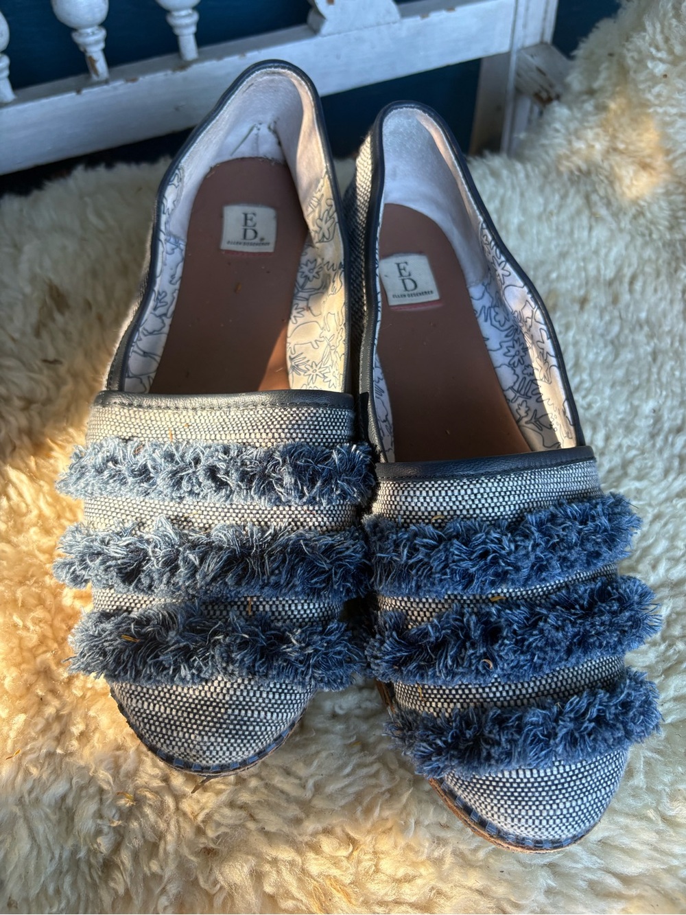 Ellen Degeneres Blue Textured Slip-On Espadrille Flats